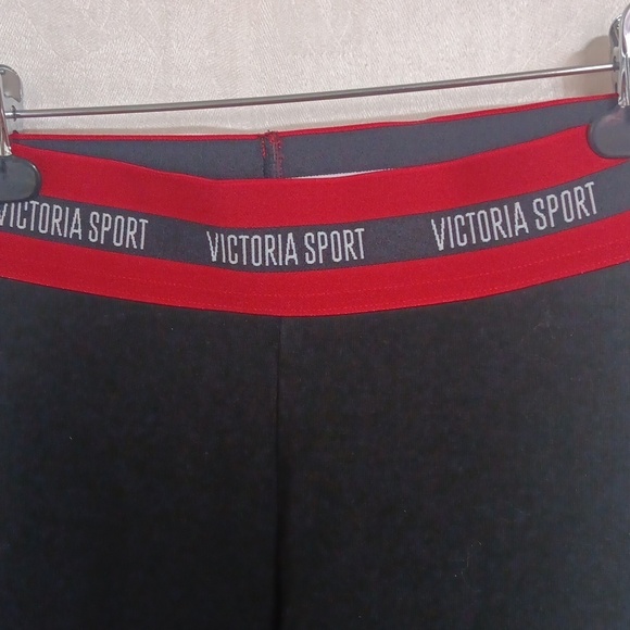 Victoria's Secret Sport Black Red Leggings Size Small - Picture 4 of 5